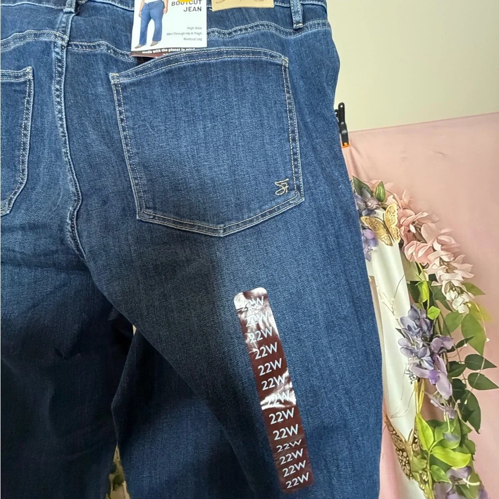 Seven 7 Bootcut Jeans, Women's Size 22W, NWT